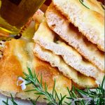 La focaccia, "fugassa" genovese